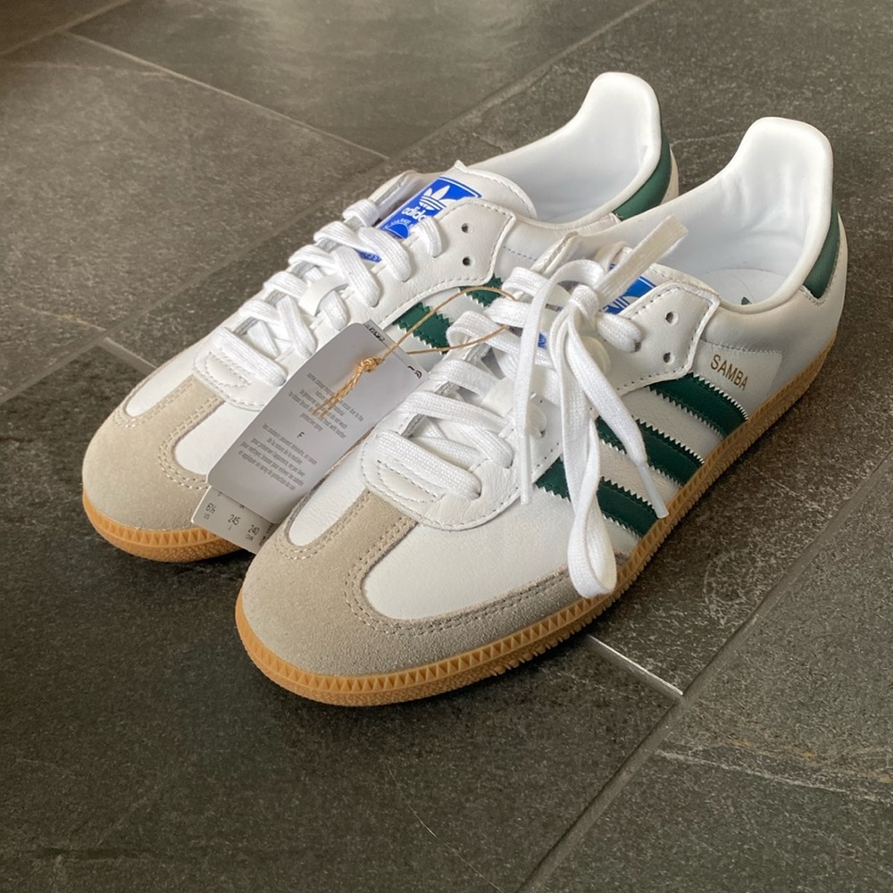 Addidas Samba OG. Green and white. Brand new with tags and box. Size M6.5/W7.5
